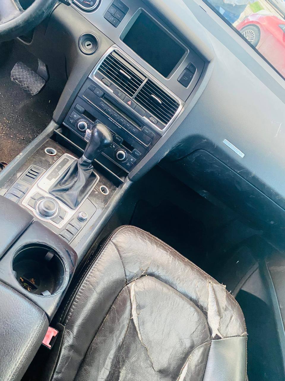 جيب Q7 2009 - صورة 1