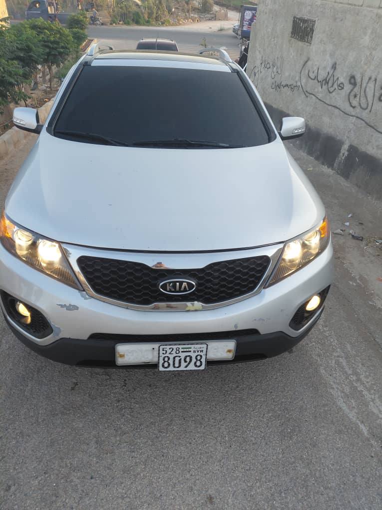 كيا سورينتو 2011 - صورة 1