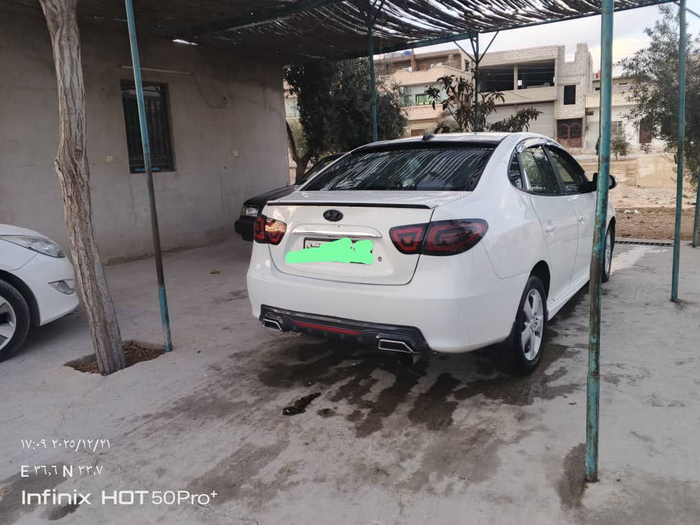 هيونداي افانتي 2008 - صورة 2