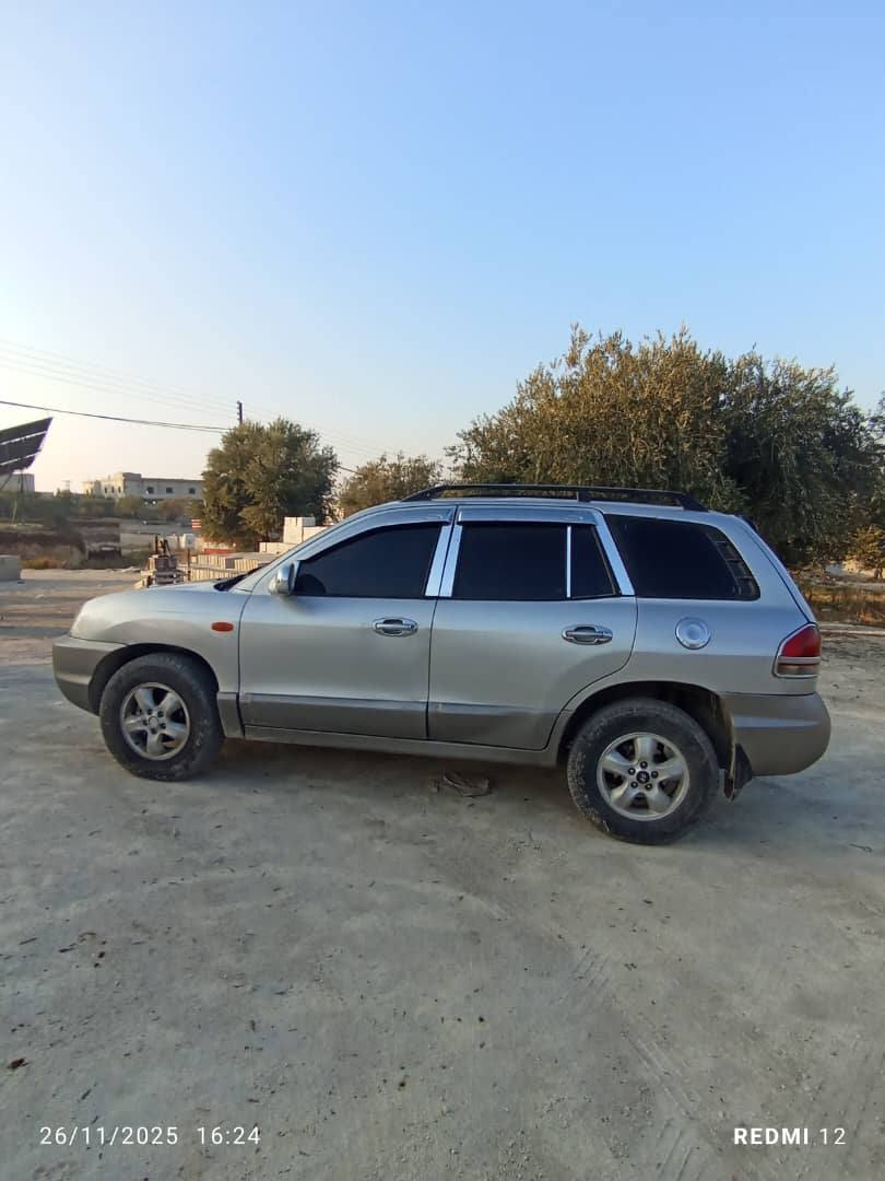 هيونداي سنتافي 2005 - صورة 5