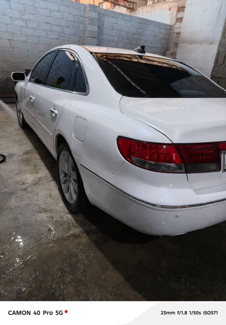 هيونداي ازيرا 2007 - صورة 3