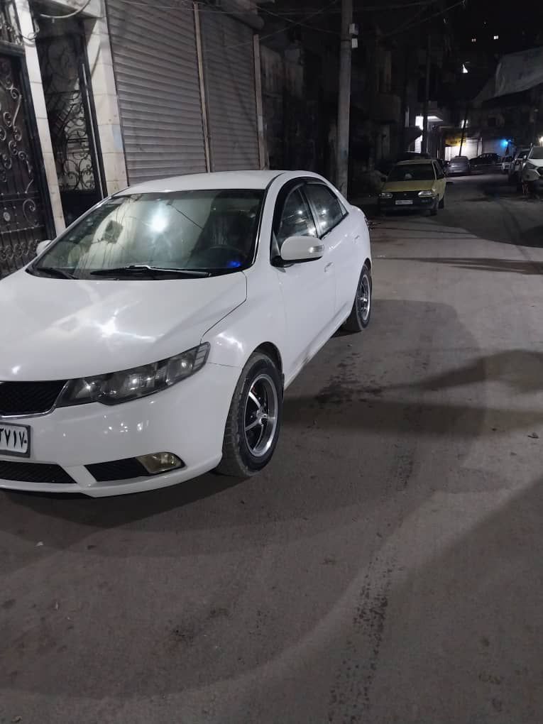 كيا فورتي 2010