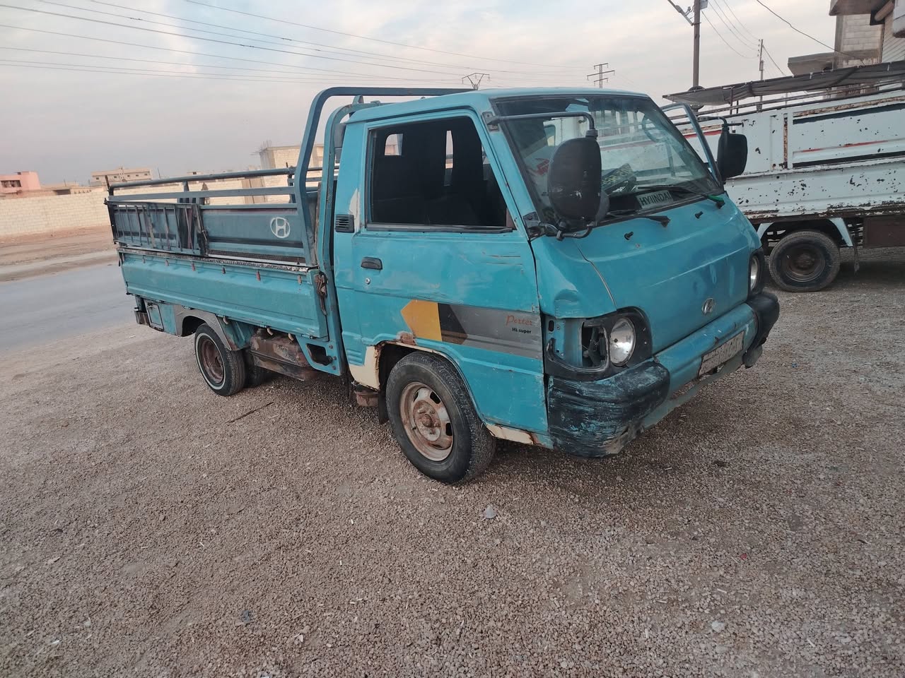 هنداي H 100 1998 - صورة 3