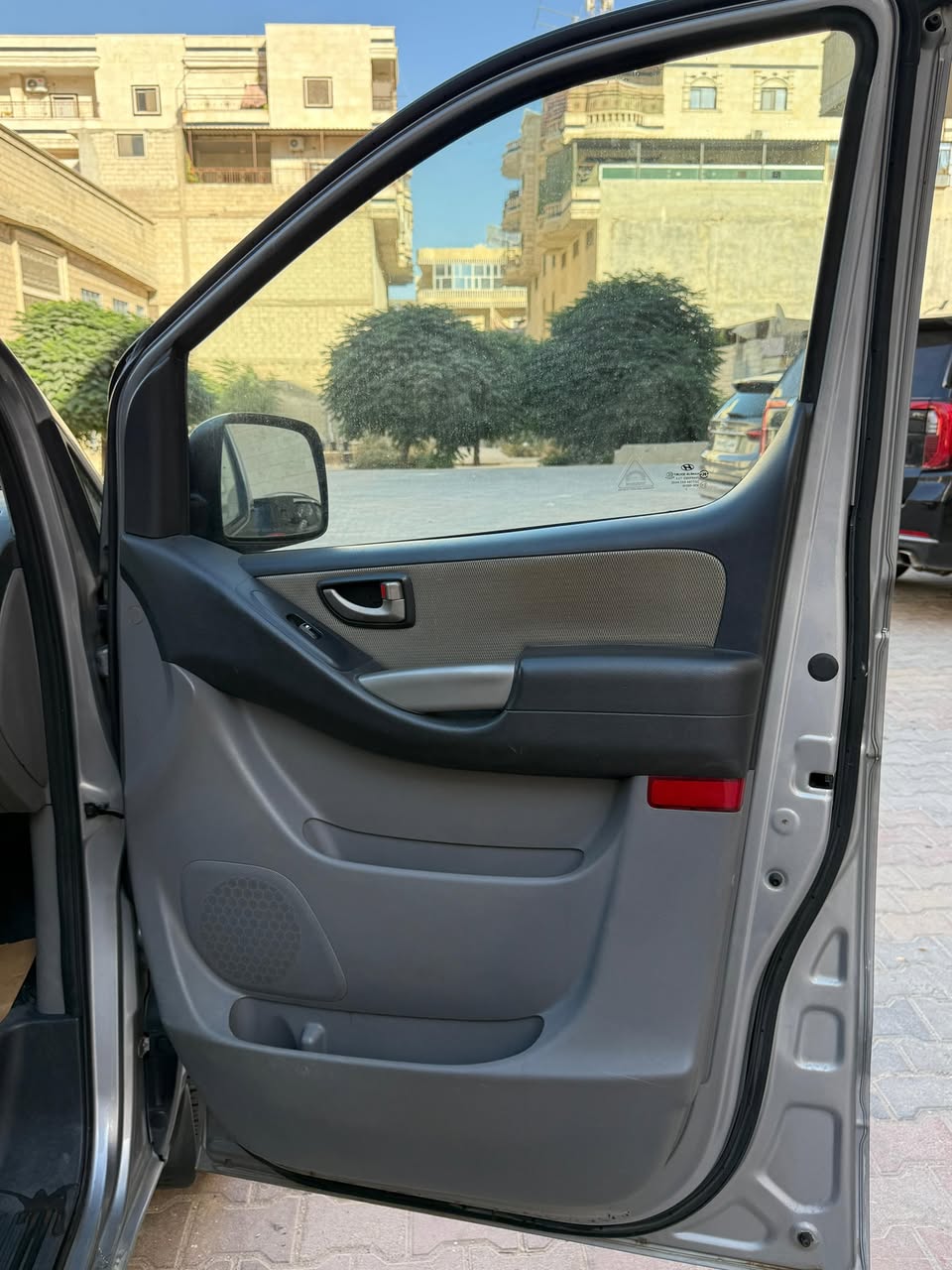 هيونداي اتش ون 2011 - صورة 1