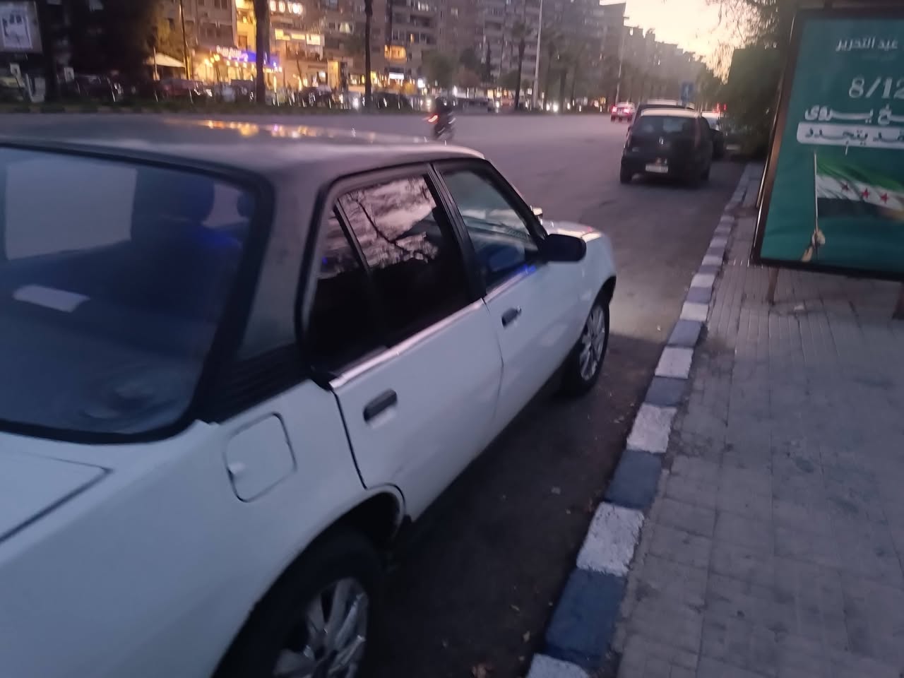 أوبل أسكونا 1977 - صورة 2