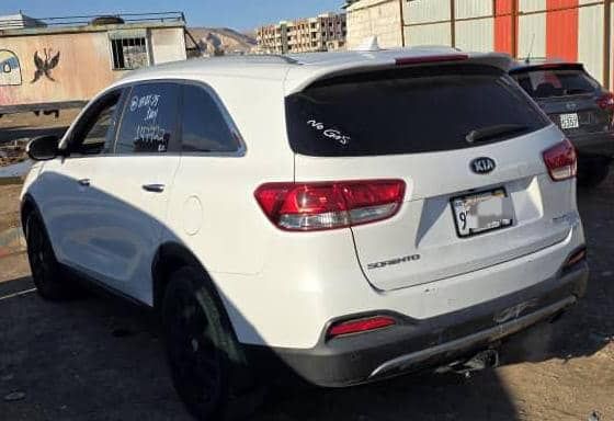 كيا سورنتو 2016