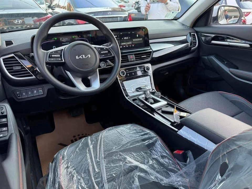 كيا سيلتوس 2024 - صورة 4