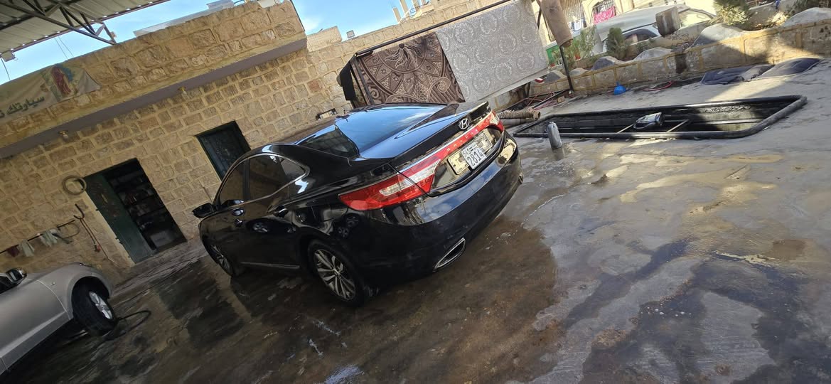 هيونداي ازيرا 2011 - صورة 3