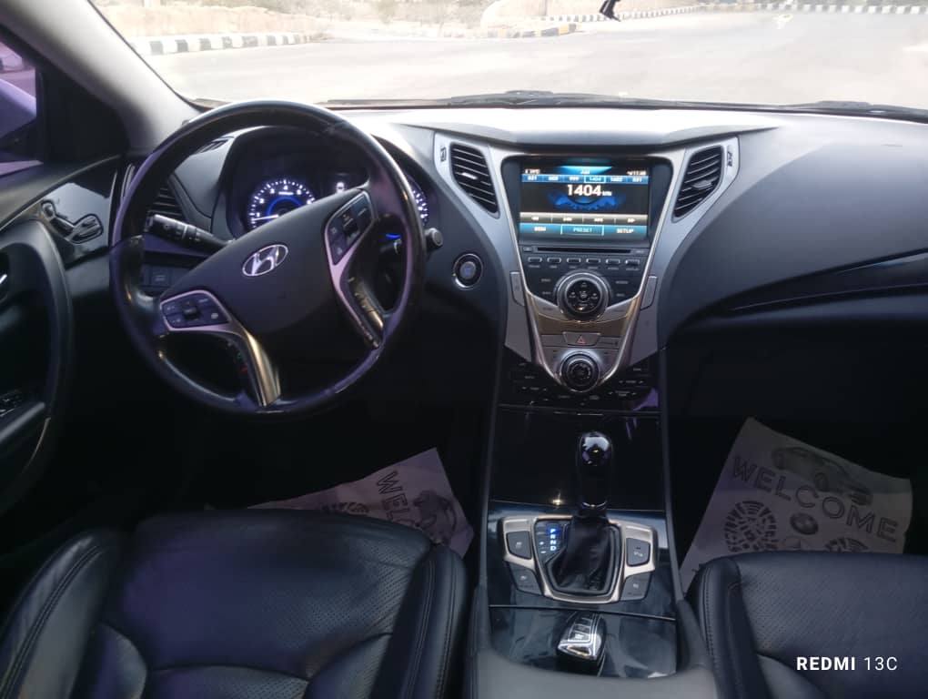 هيونداي أزيرا 2012 - صورة 3