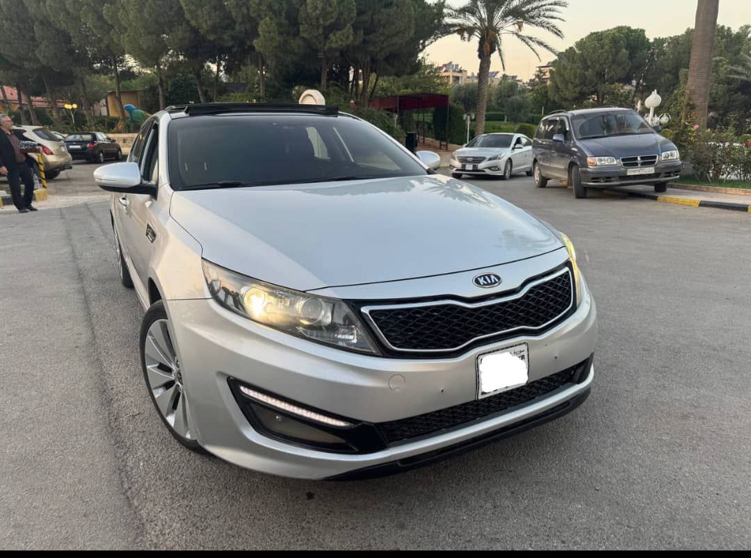 كيا اوبتما K5 2011