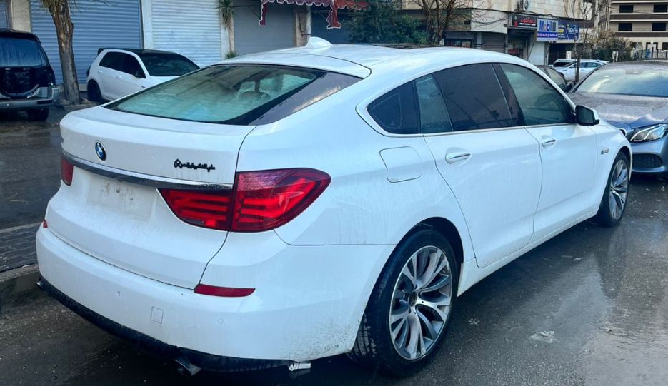 بي إم دبليو جي تي 2011