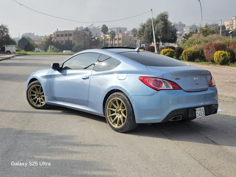 هيونداي جينيسيس كوبيه 2010 - صورة 3