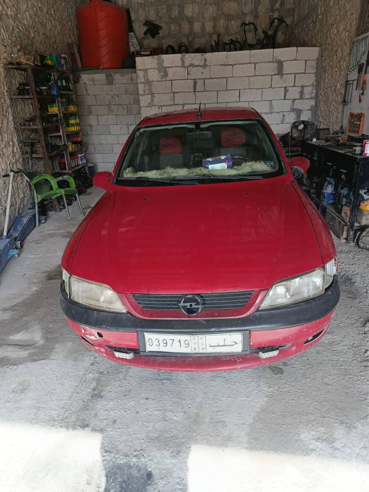 اوبل فيكترا 1998 - صورة 3