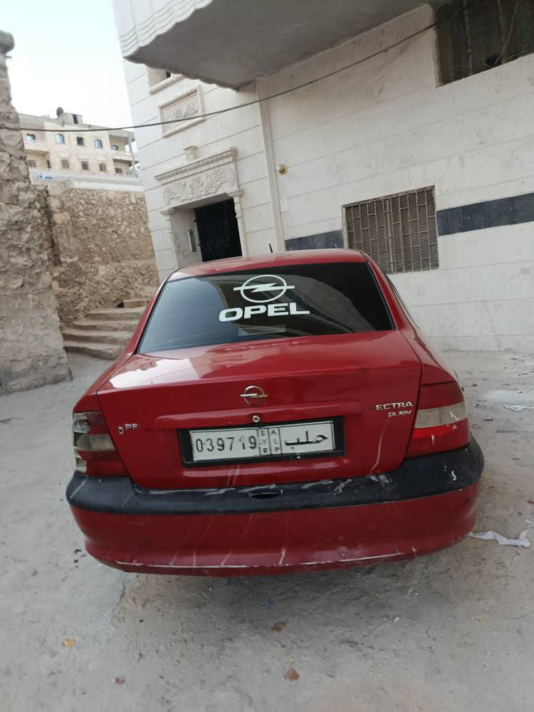 اوبل فيكترا 1998 - صورة 5