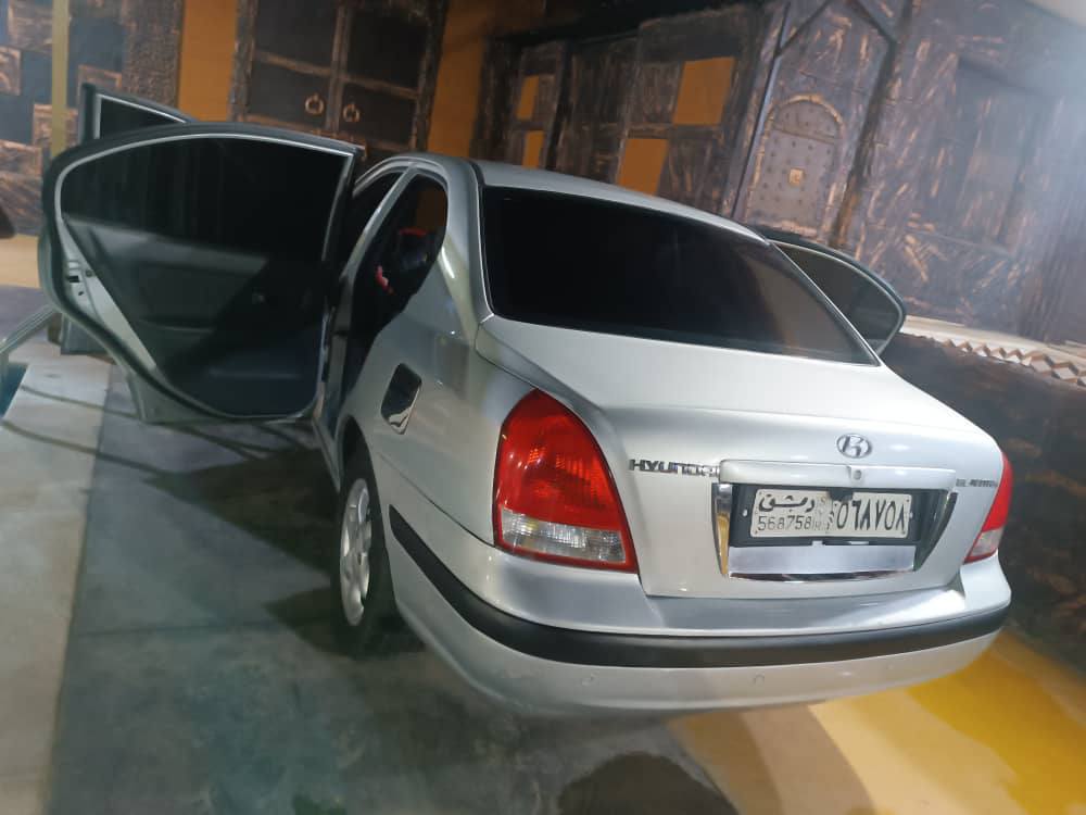 هيوانداي افانتي 2002 - صورة 3