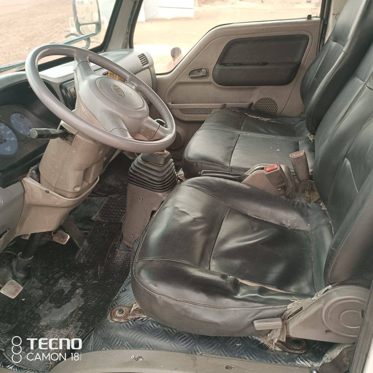 كيا 2700 2002 - صورة 1