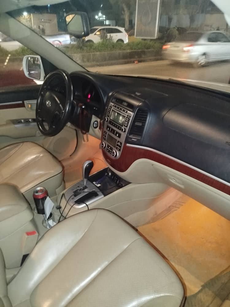 هيونداي سنتافي 2008 - صورة 3