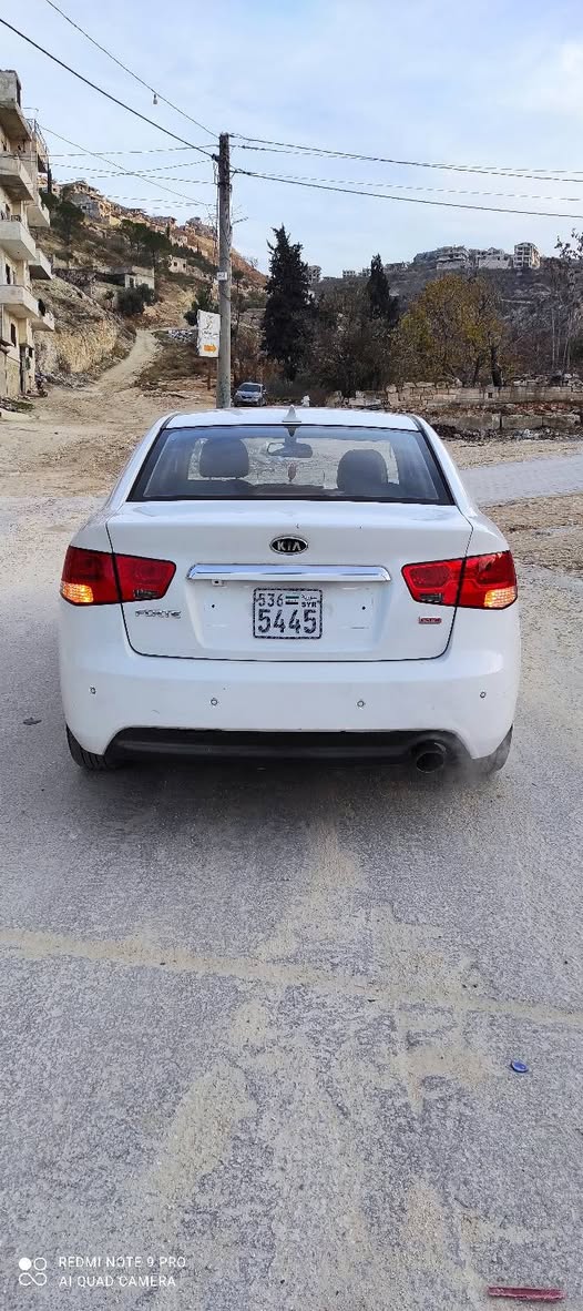 كيا فورتي 2011 - صورة 5