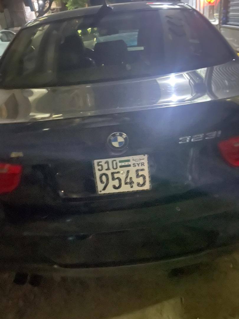 بي إم دبليو 323i 2025 - صورة 4