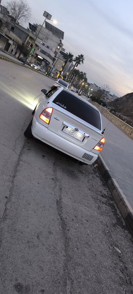 هيونداي فيرنا إكسنت هنديه 2003 - صورة 2