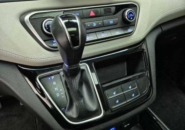 هيونداي ستاركس 2020 - صورة 3