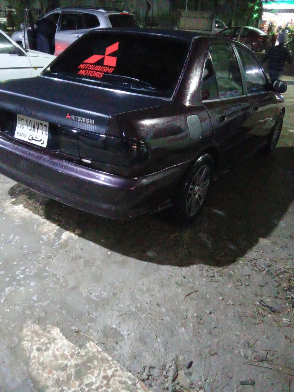 ميتسوبيشي لانسر 1993 - صورة 1