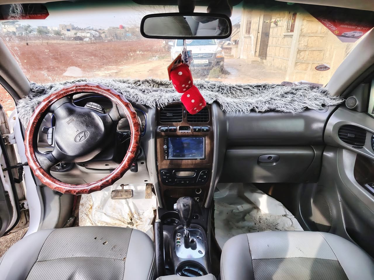 هيونداي سنتافي 2005 - صورة 5