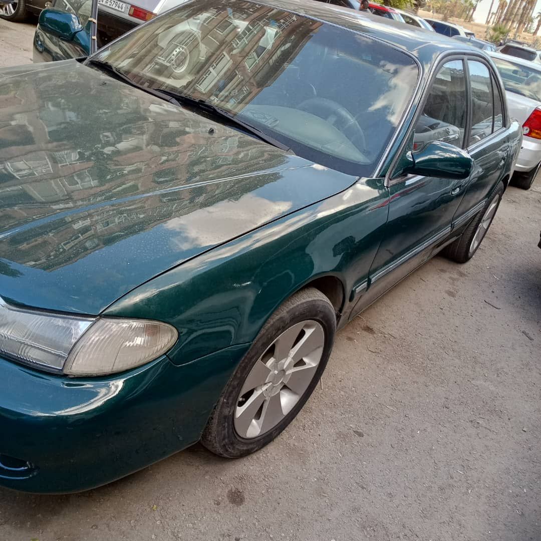 هيونداي سوناتا 1999 - صورة 1