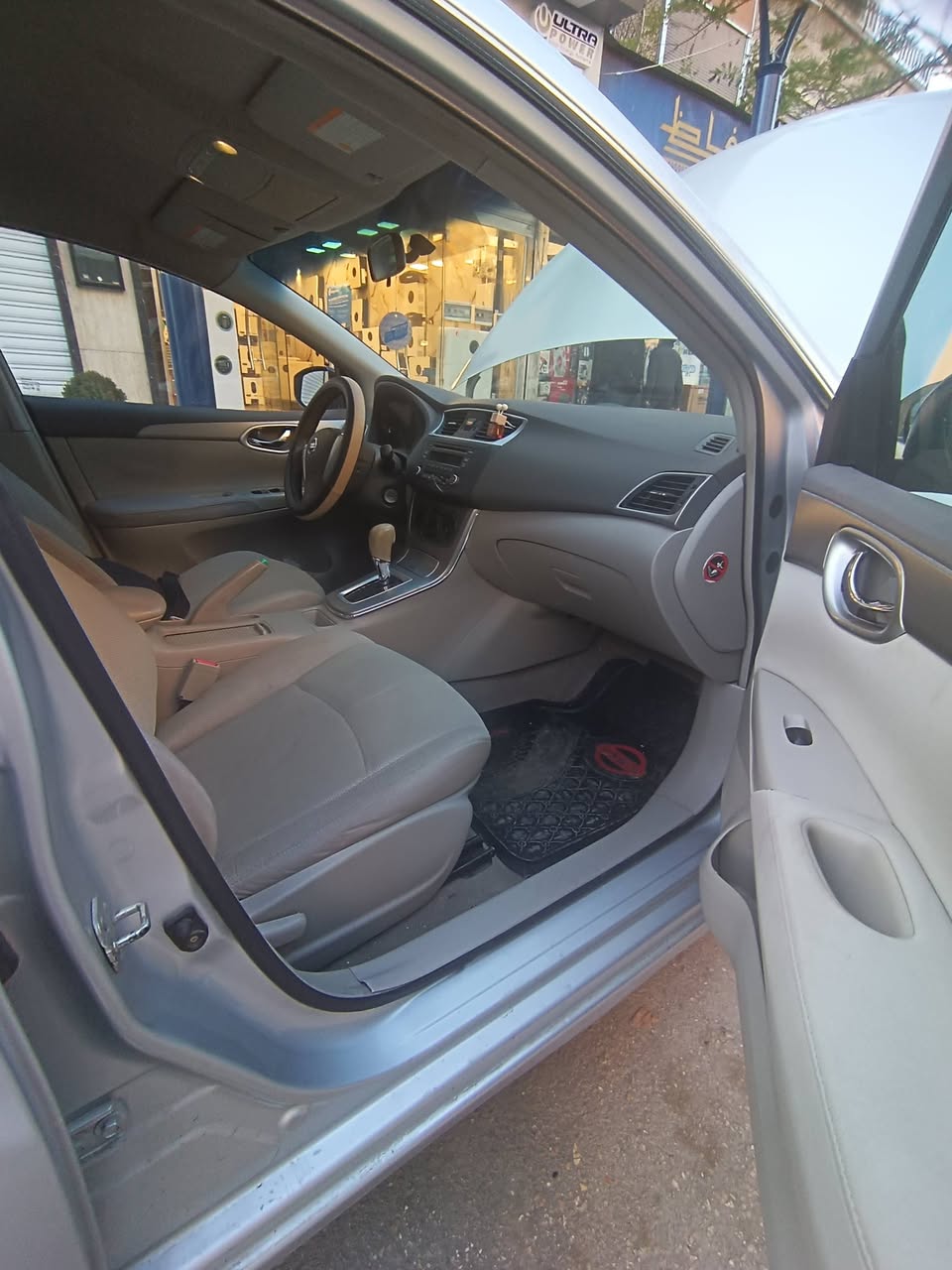 نيسان سنترا 2013 - صورة 5