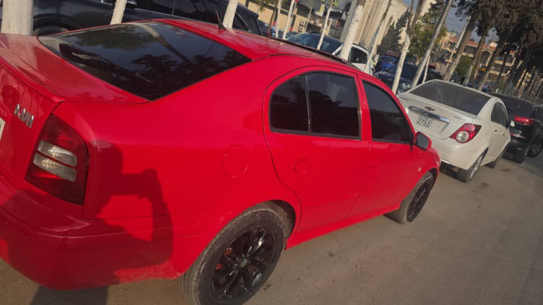 سكودا اوكتافيا 2004