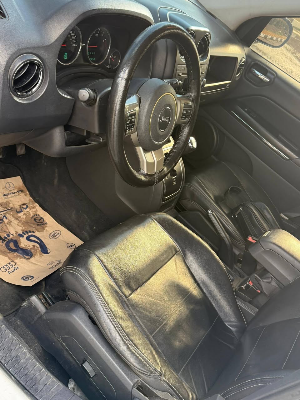 جيب كومباس 2012 - صورة 2