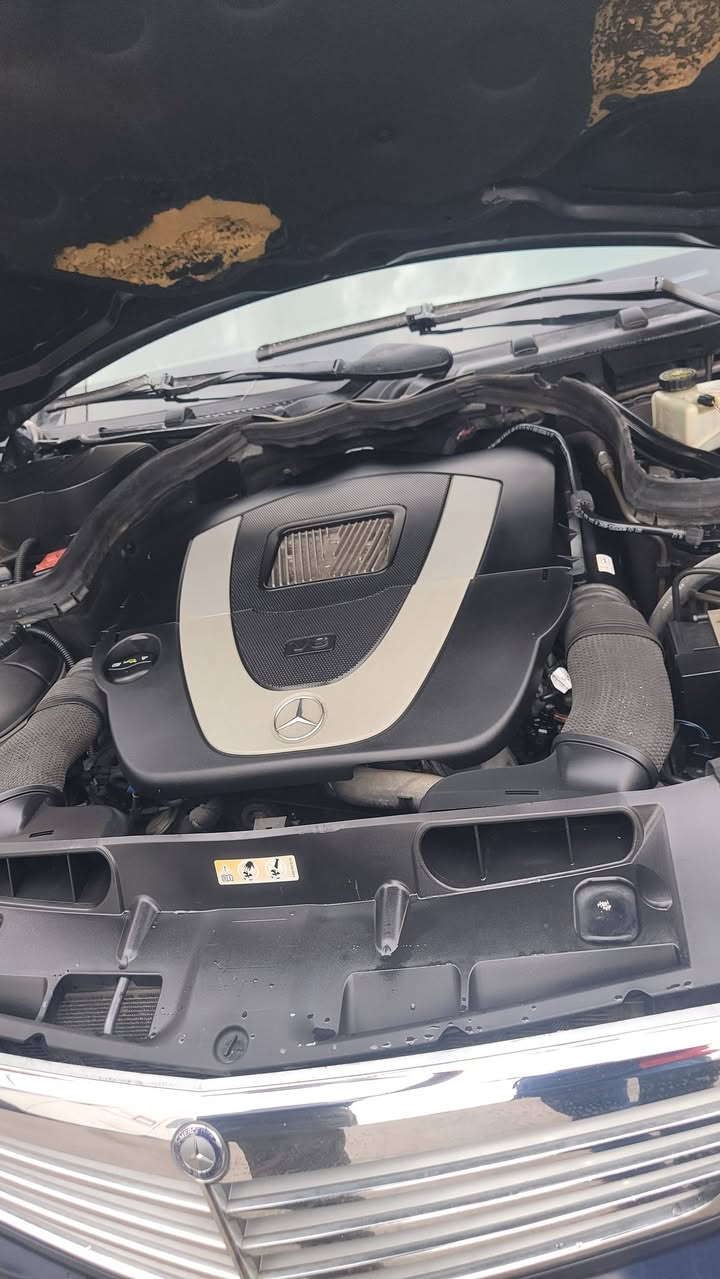 مرسيدس C300 2011 - صورة 3