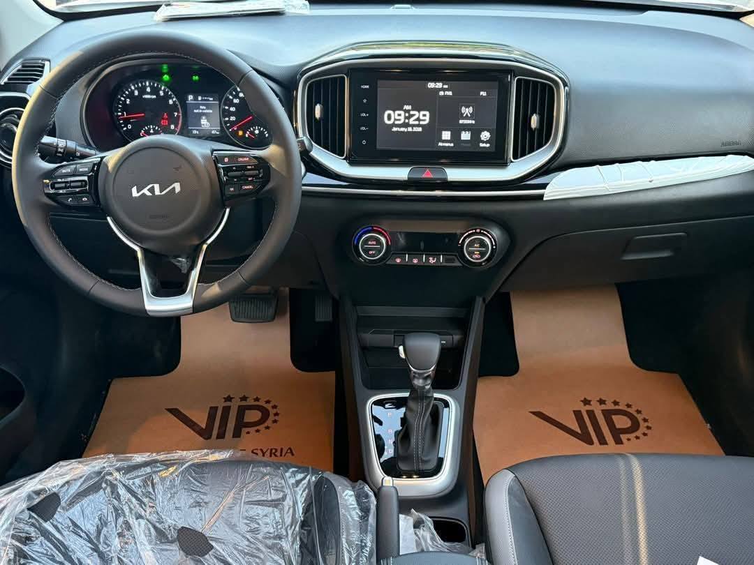 كيا Kx1 2025 - صورة 4