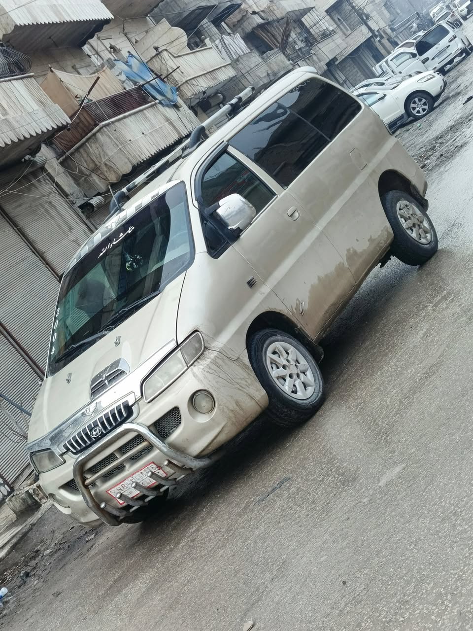 هيونداي H-100 2004 - صورة 1