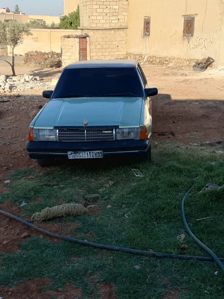 مازدا 929 1983 - صورة 3