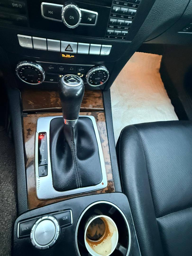 مرسيدس C250 2012 - صورة 3