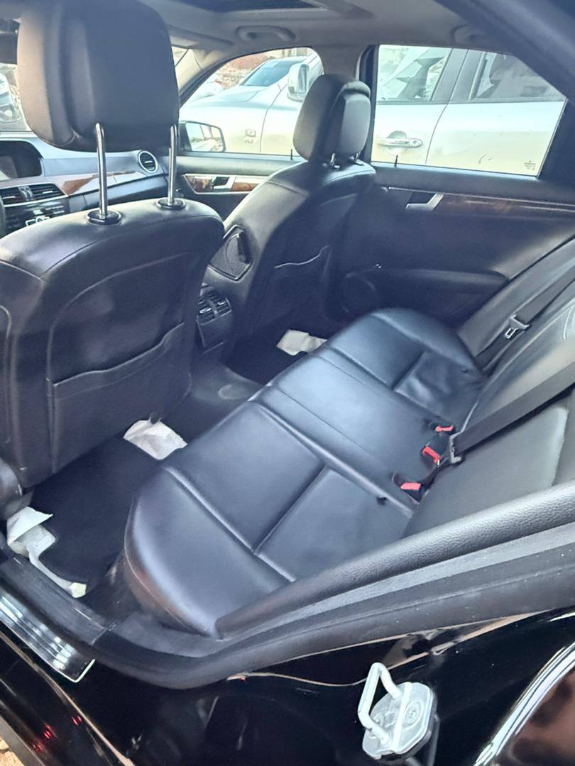 مرسيدس C250 2012 - صورة 5