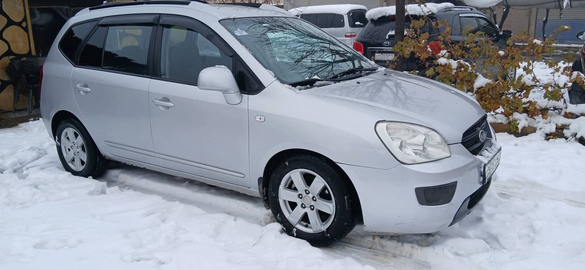 كيا كارينز 2007 - صورة 3