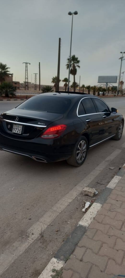 مرسيدس C300 2018 - صورة 5