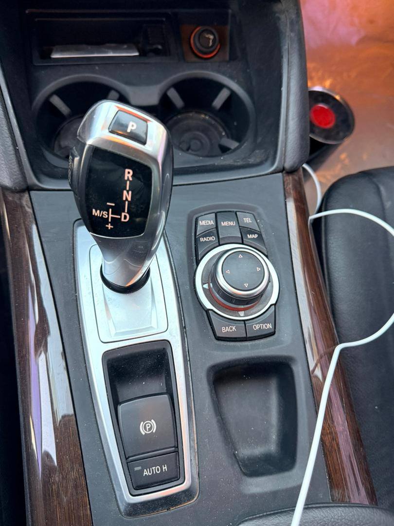 بام X6 2013 - صورة 1