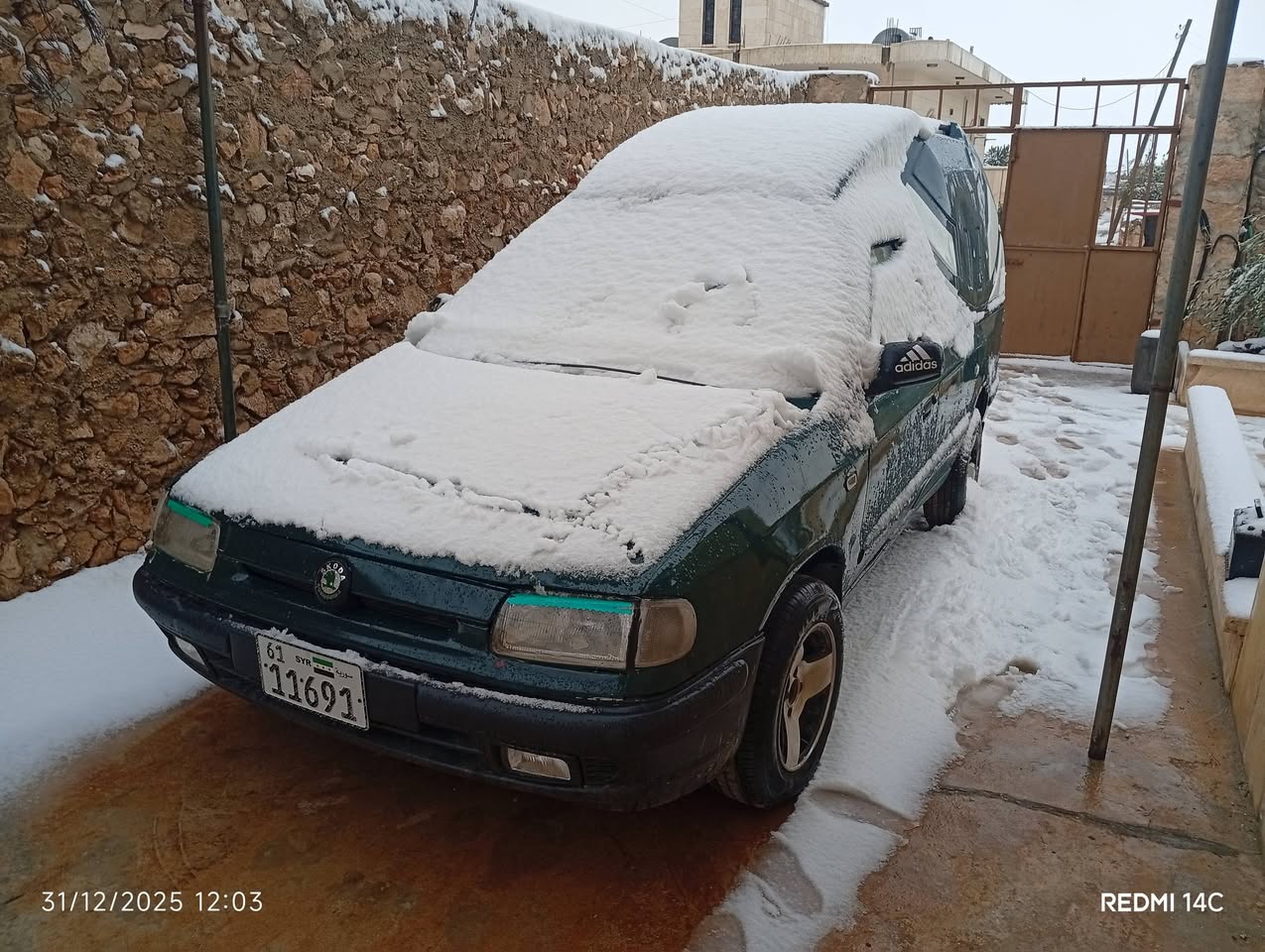 سكودا بيك اب 2000 - صورة 3