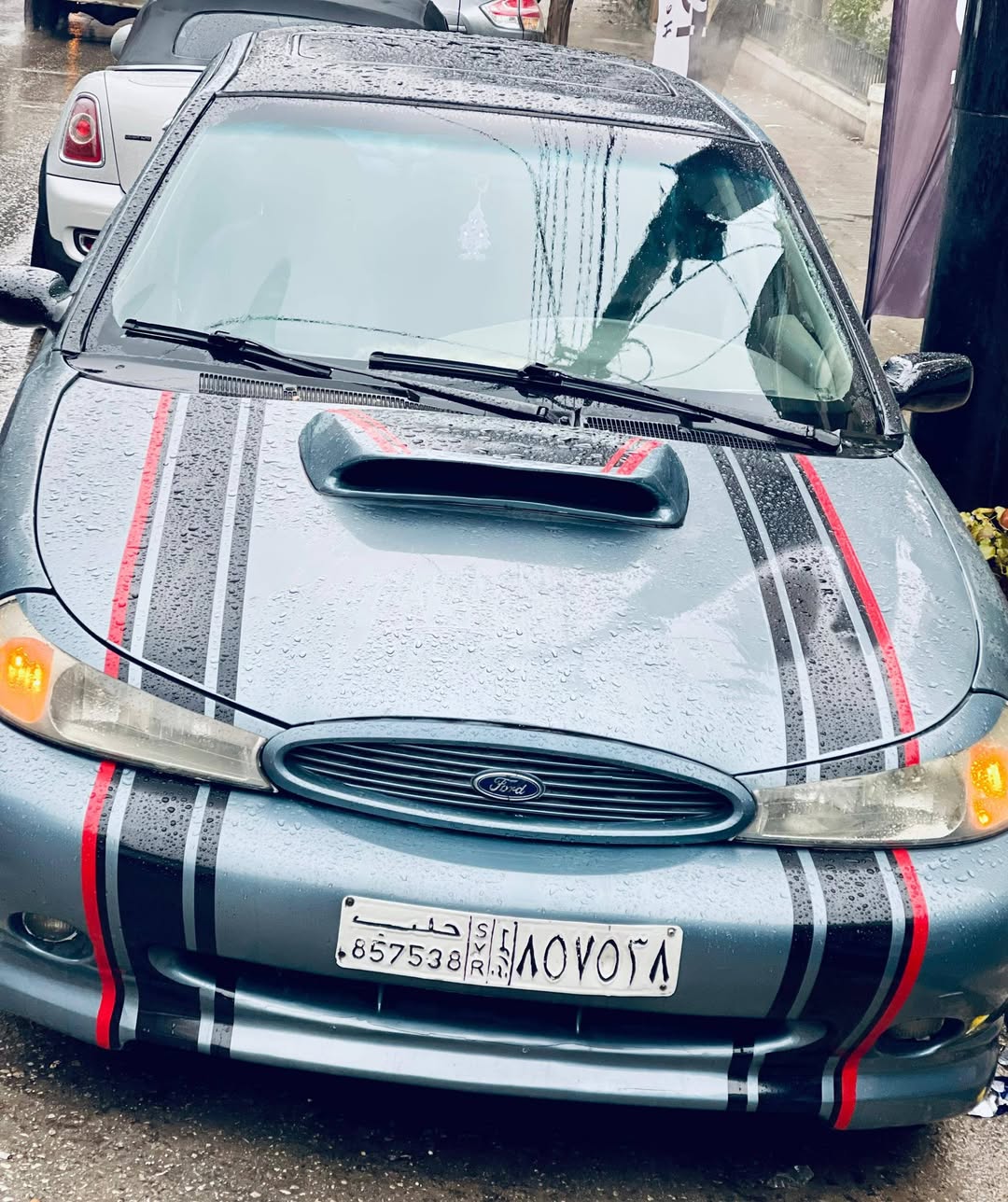 فورد كونتور 2000 - صورة 4