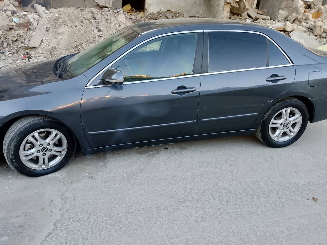 هوندا اكورد 2007 - صورة 1