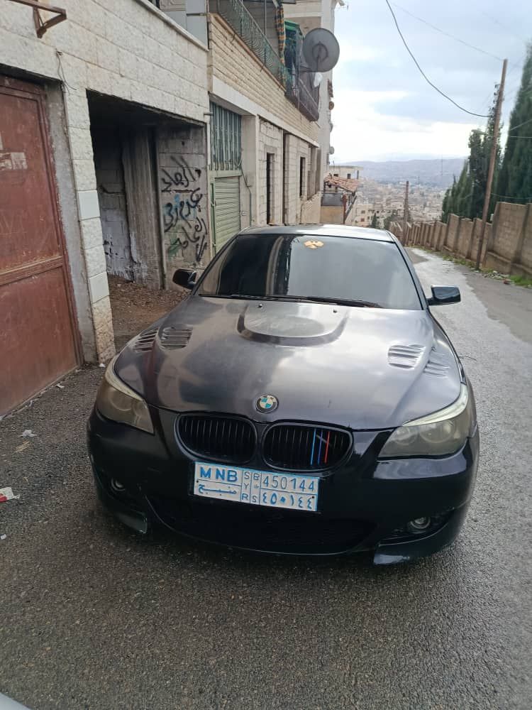 بي إم دبليو E60 2005