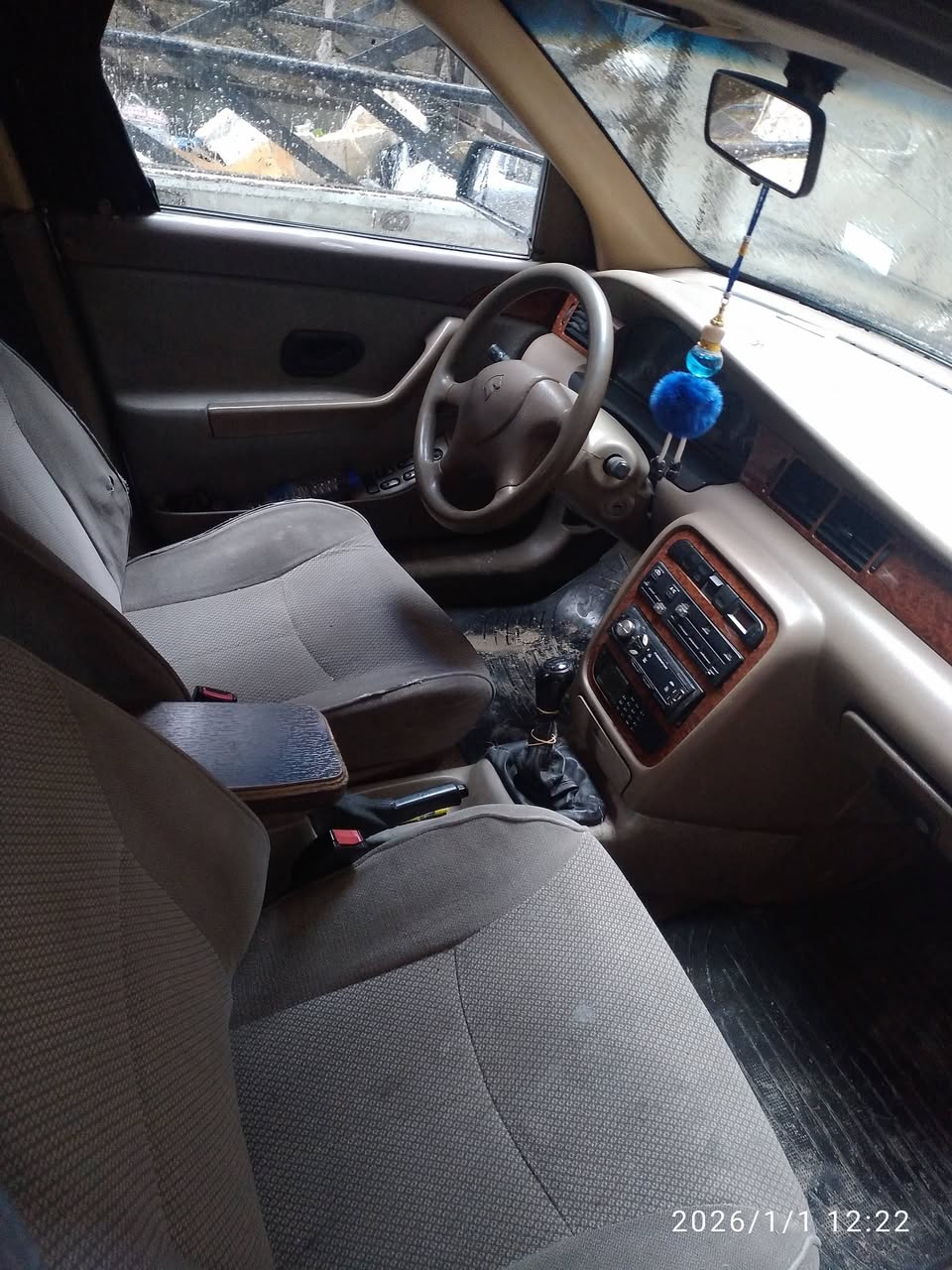 إيران خودرو سامند 2008 - صورة 1