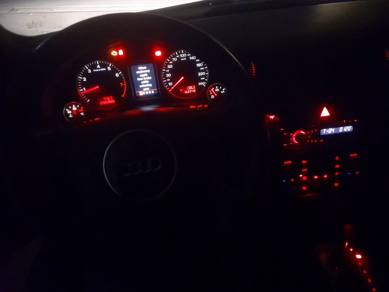 أودي A4 2005 - صورة 5