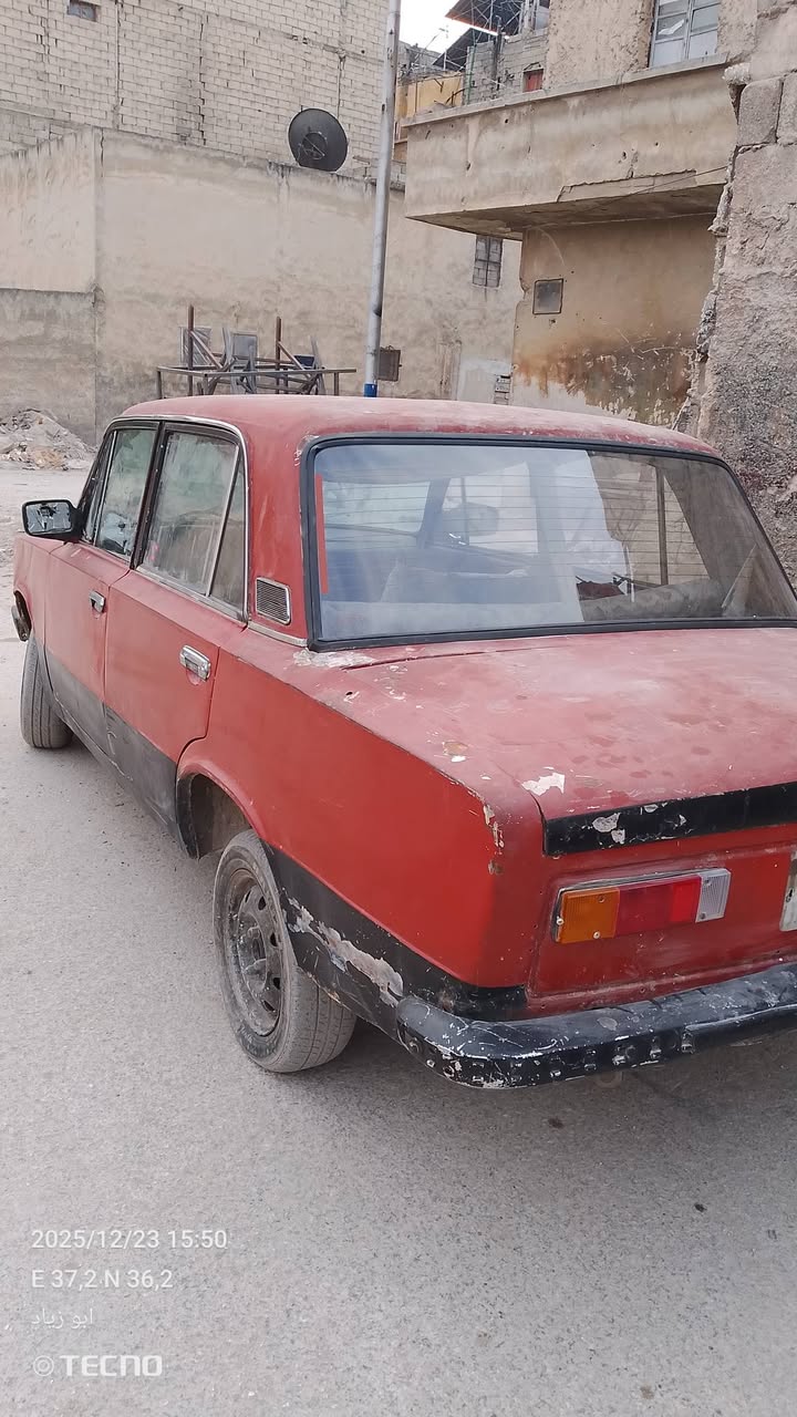 فيات 124 1974 - صورة 3