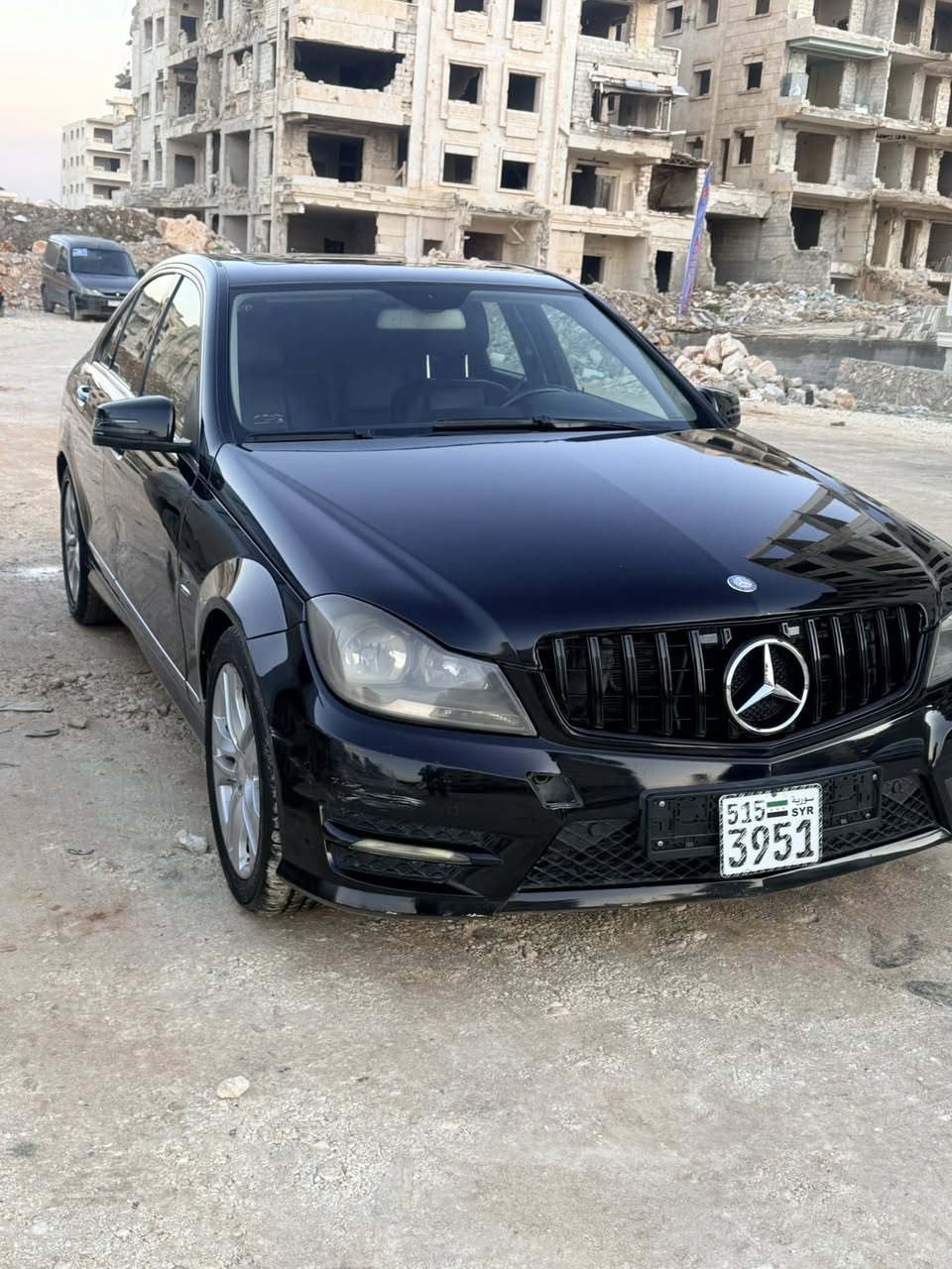 مرسيدس C250 2012 - صورة 2