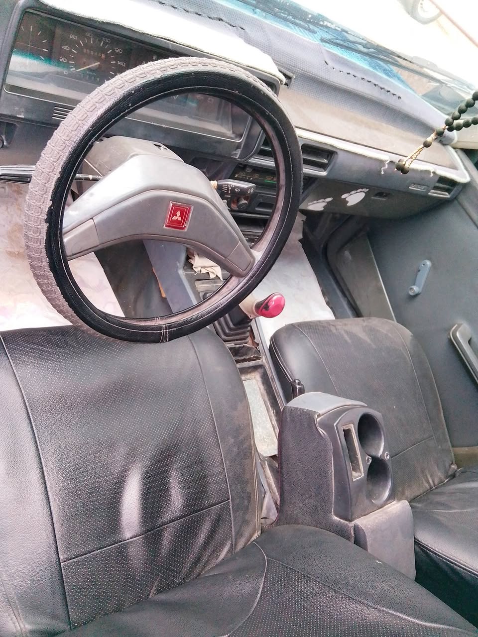 ميتسوبيشي لانسر 1983 - صورة 2