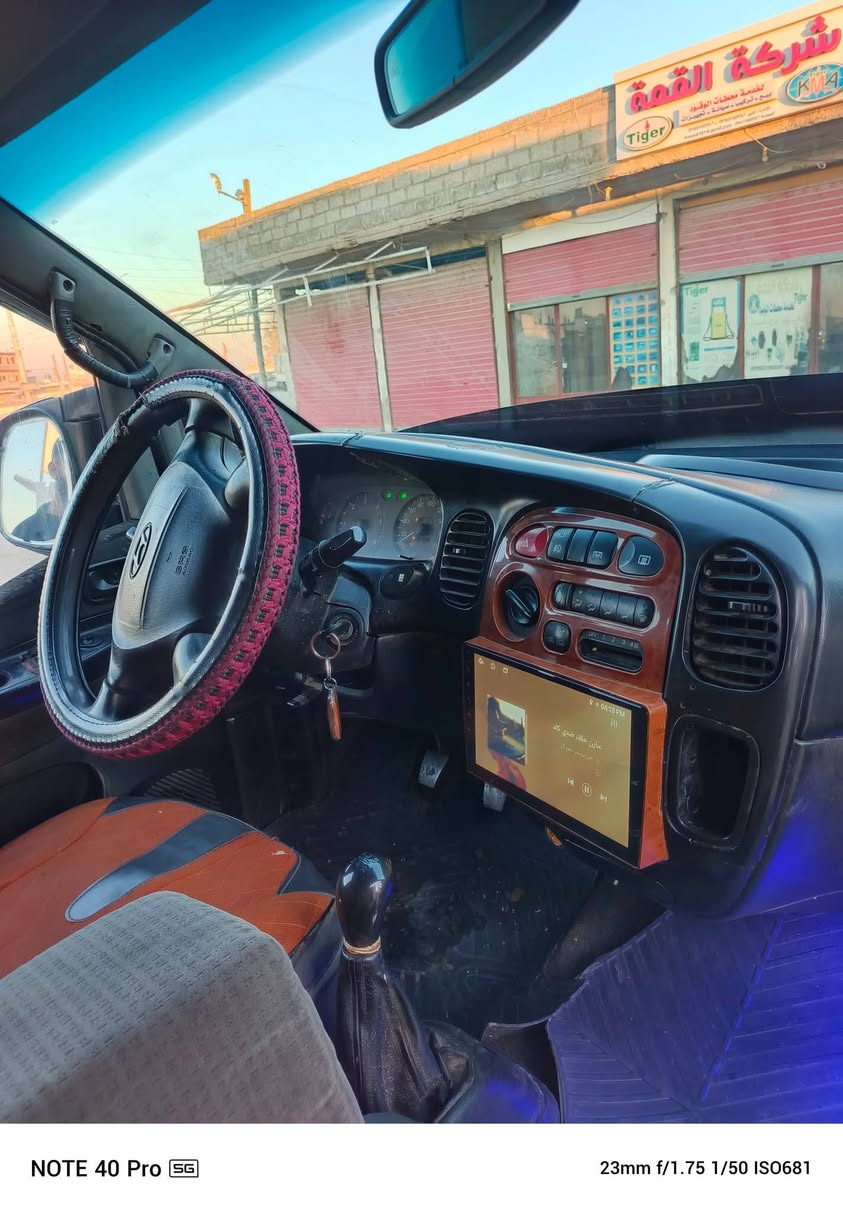 هيونداي ستاركس 2001 - صورة 4